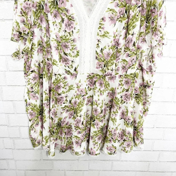Torrid White & Purple Floral Peplum Chiffon Clip Dot Lace Inset Blouse Size 5X - Picture 3 of 9